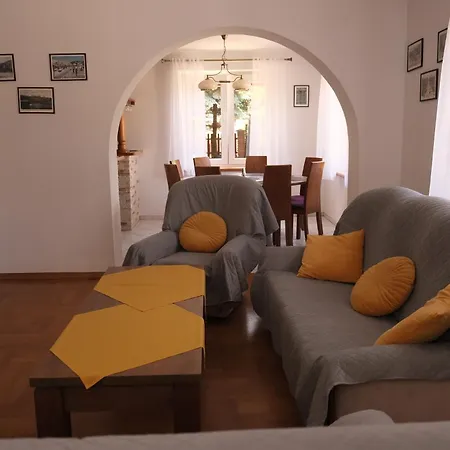 Villa U Basi